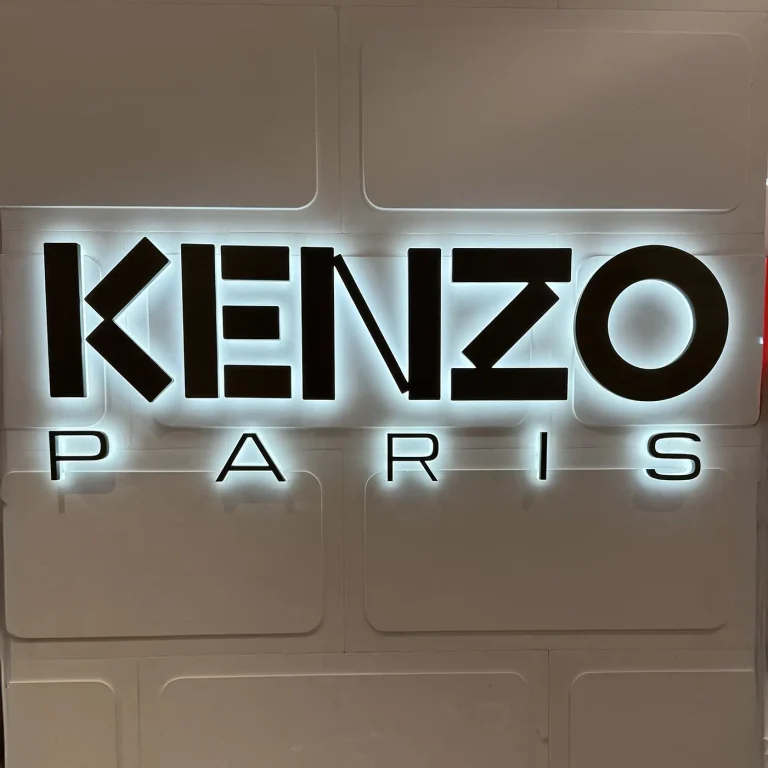 Enseigne logo kenzo retro eclairée