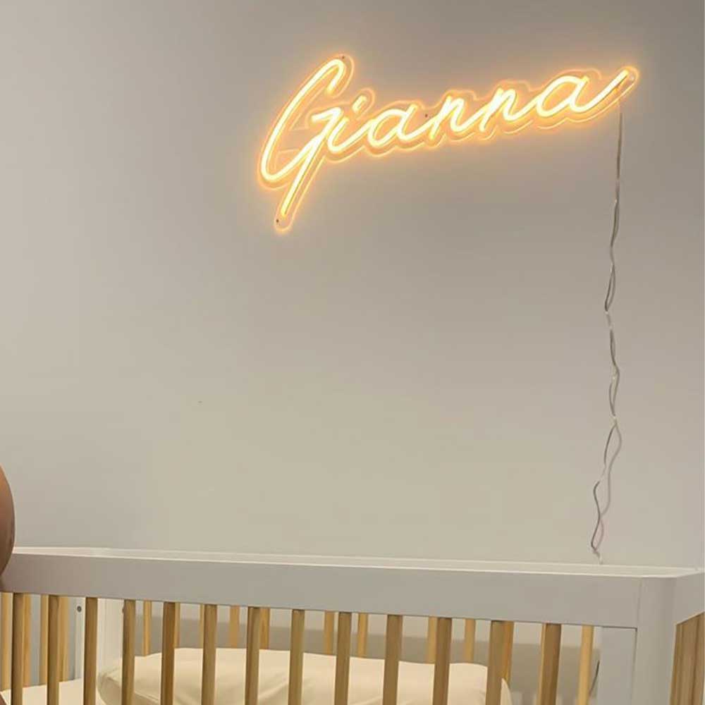 La-Maison-du-Neon-luminaire-LED-chambre-enfant-deco-neon-Gianna