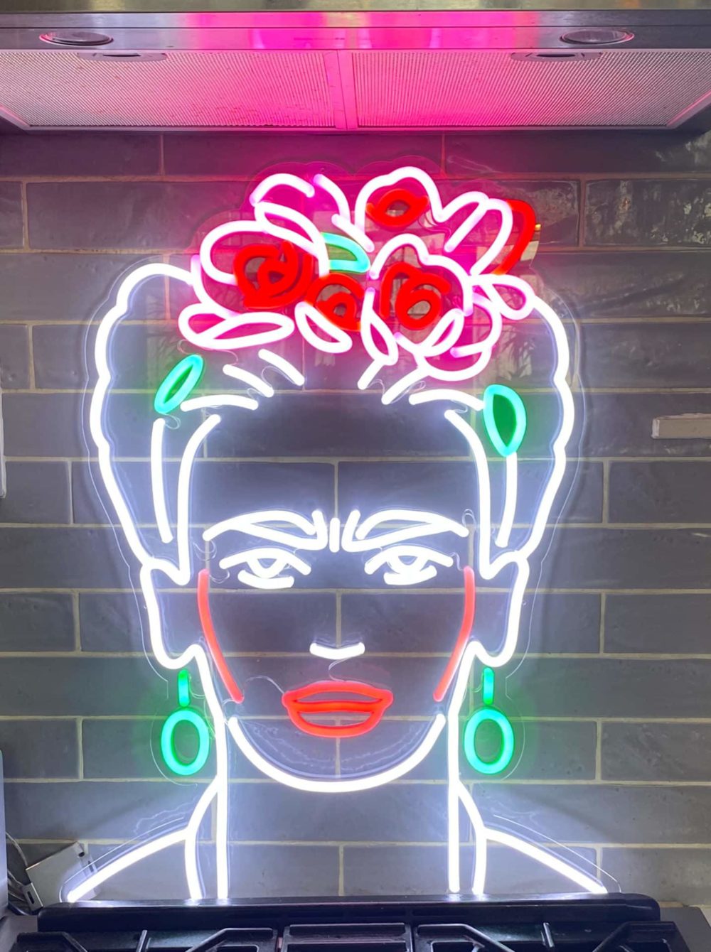 PORTRAIT Frida Kahlo neon couleur hp