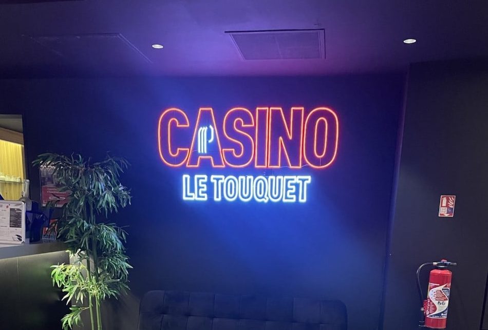 Enseigne lumineuse personnalise en neon led hotel casino rouge blanc